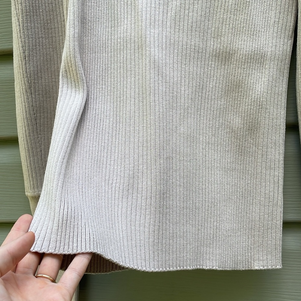 Elie Tahari Stone Puff Shoulder Knit Blouse - Picture 4 of 7